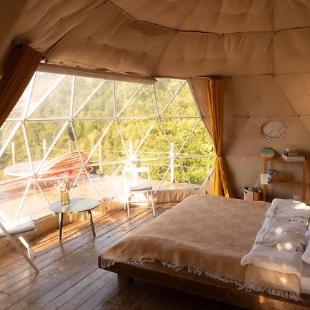 Hill Inn K'eda Екстериор снимка