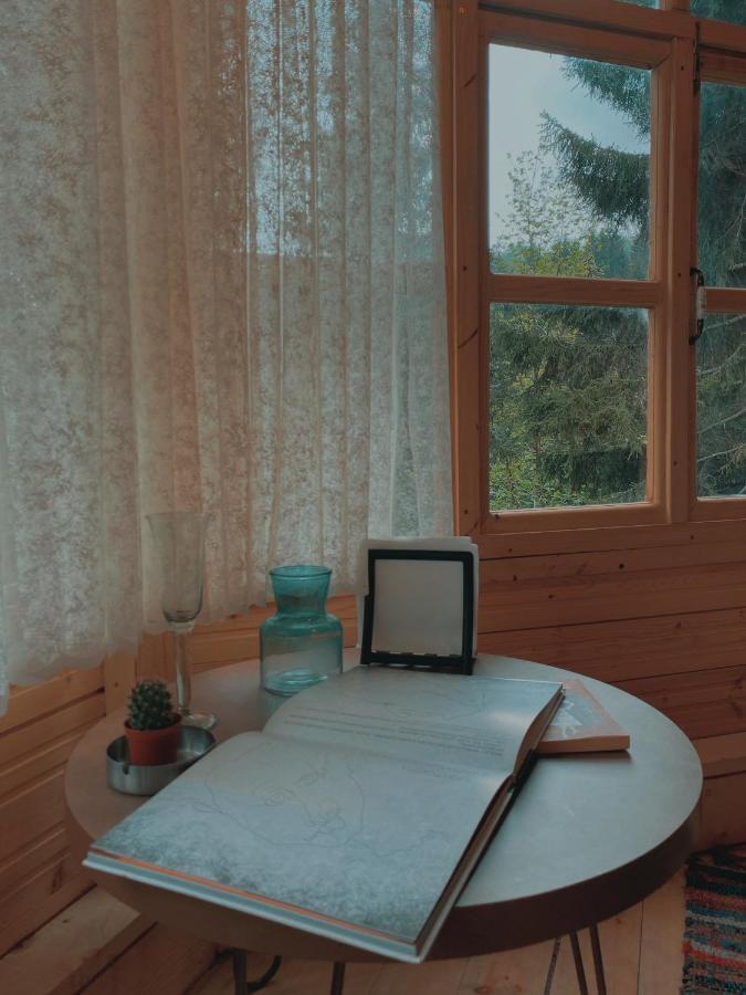 Hill Inn K'eda Екстериор снимка