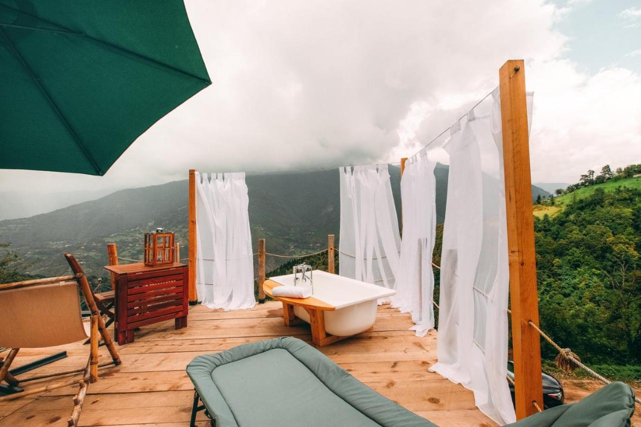 Hill Inn K'eda Екстериор снимка