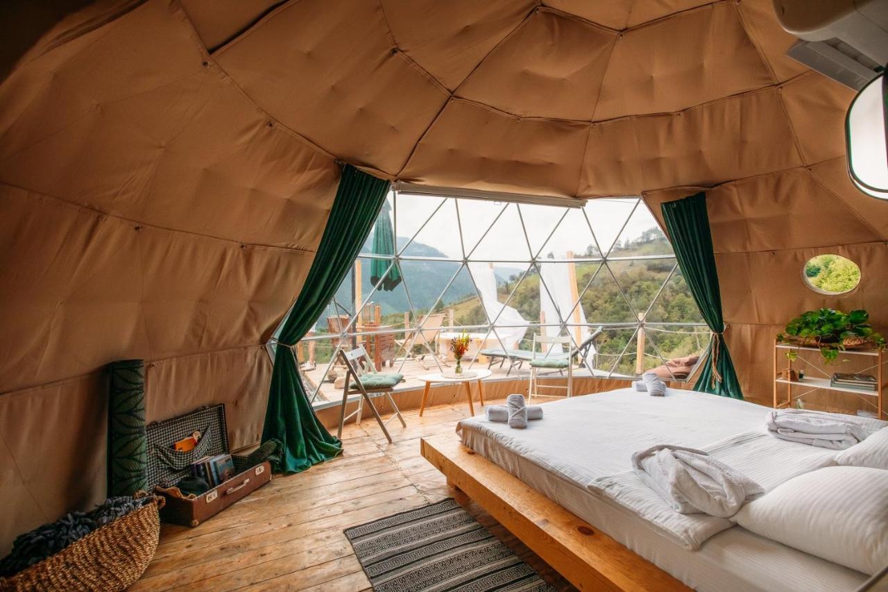 Hill Inn K'eda Екстериор снимка
