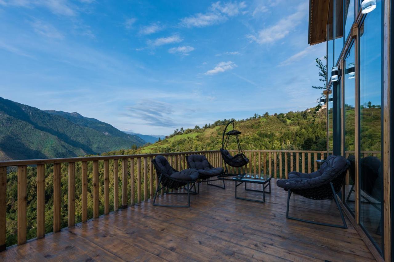 Hill Inn K'eda Екстериор снимка