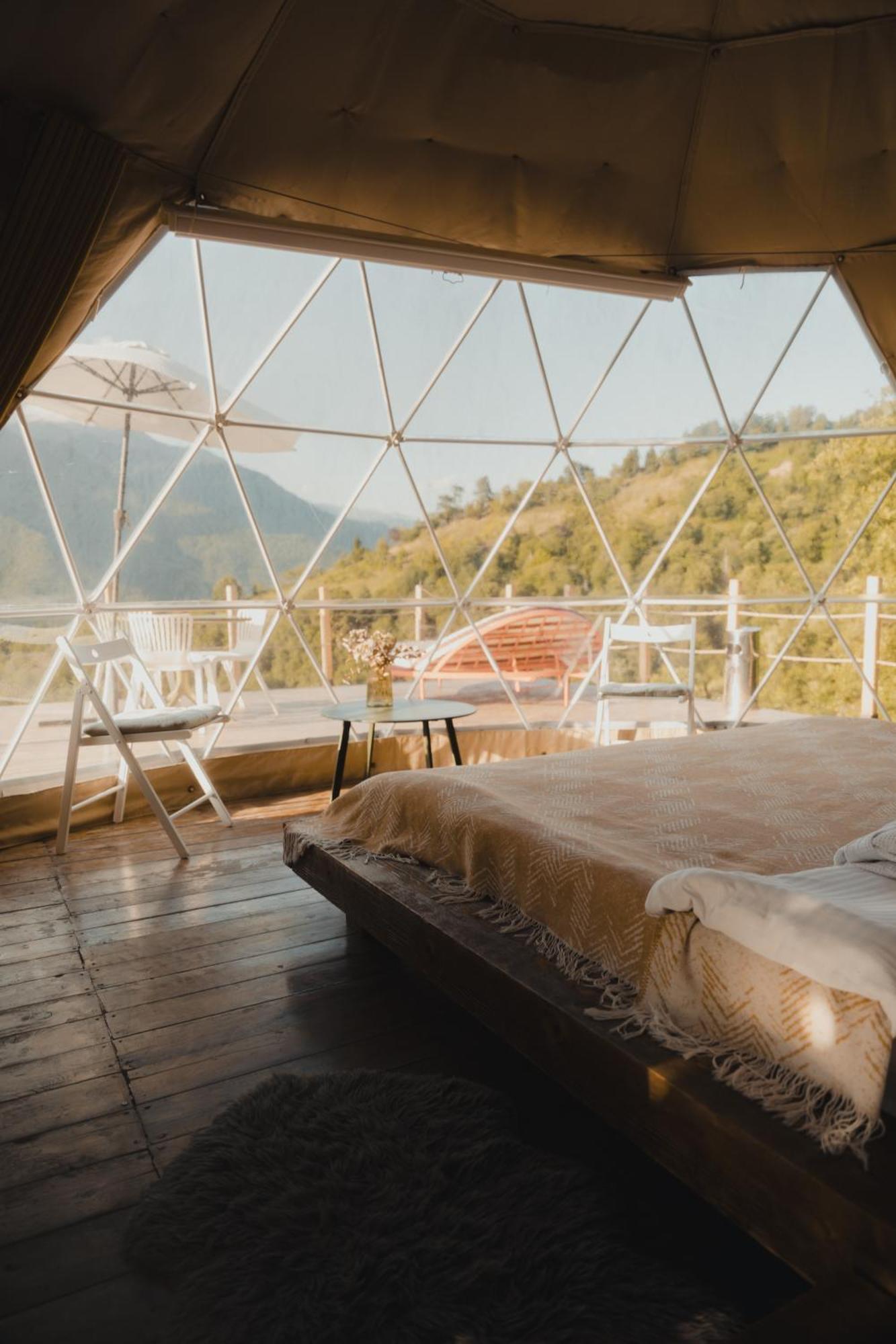 Hill Inn K'eda Екстериор снимка