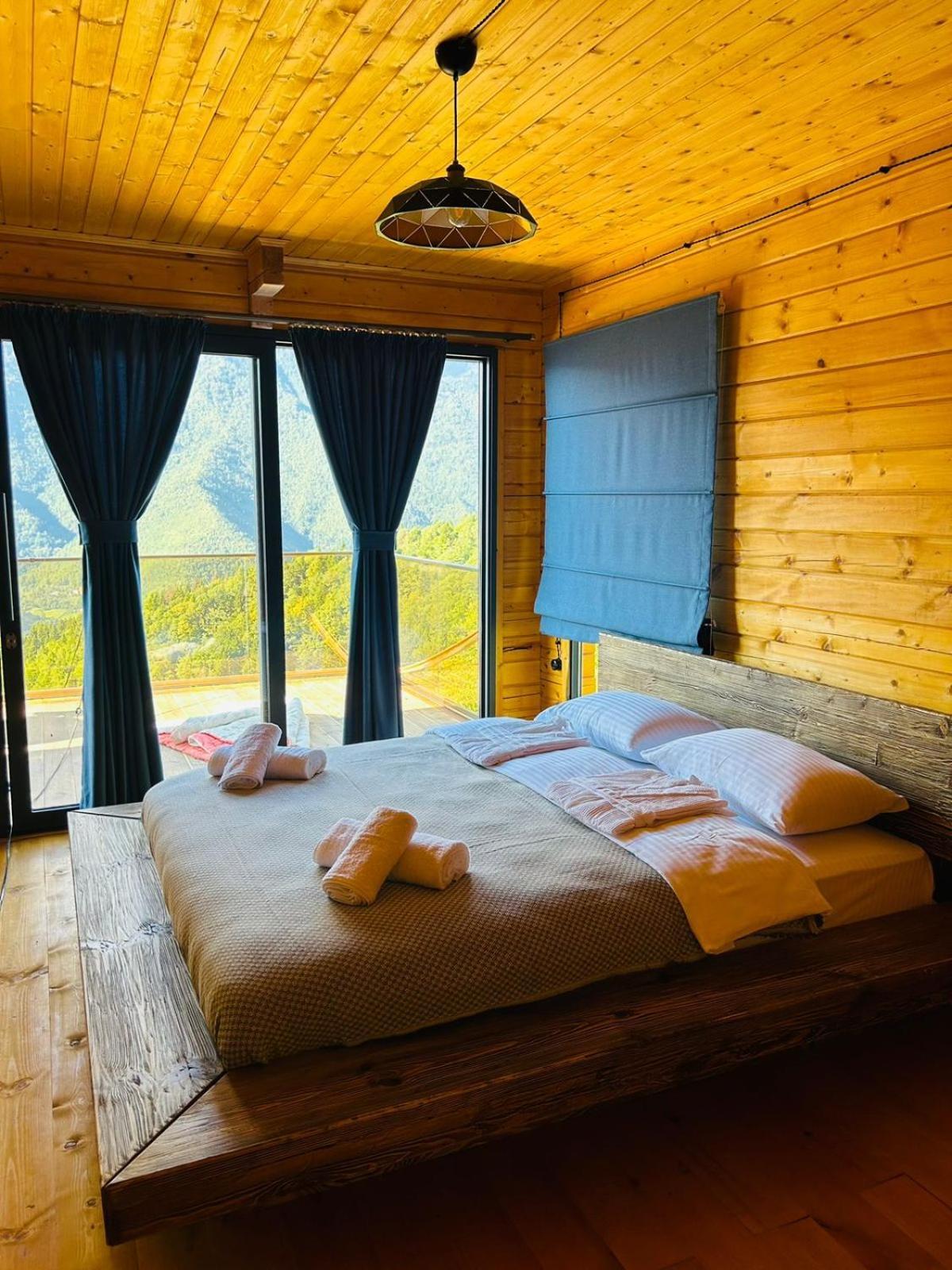Hill Inn K'eda Екстериор снимка